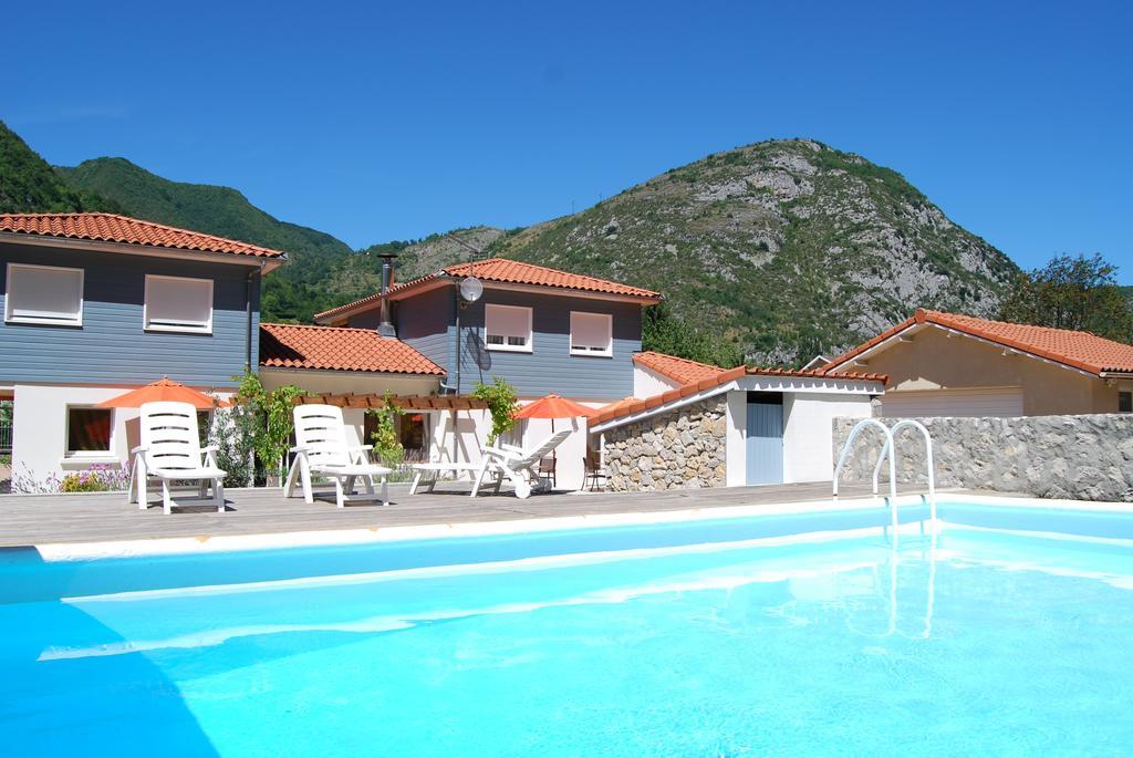 Les Terrasses De Castelmerle Niaux Ruang foto